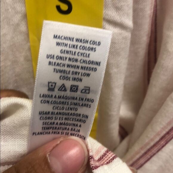 105. Splendid White and pink Boxy 3/4 Sleeve Blouse - Picture 5 of 5